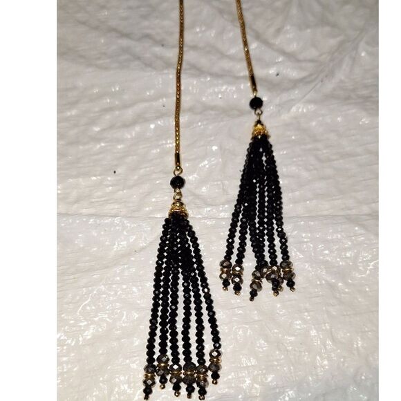 A Double Tassel Gold Tone Chain Women's Necklace Elegant Classy Roaring 20's - Picture 9 of 9